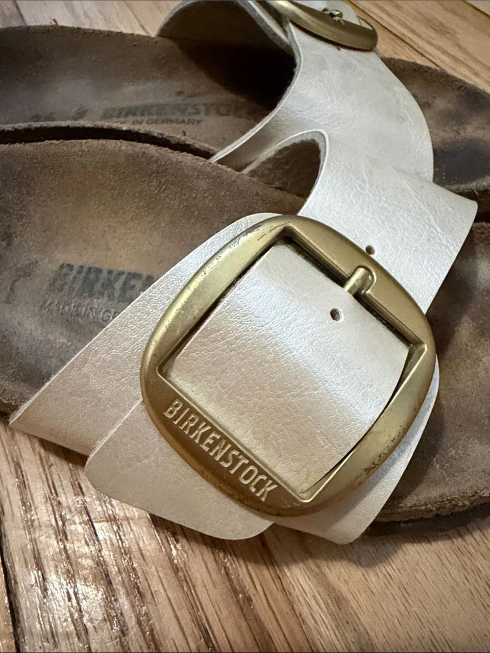 Birkenstock  Cream Single Buckle Slide Sandals with Gold Buckles